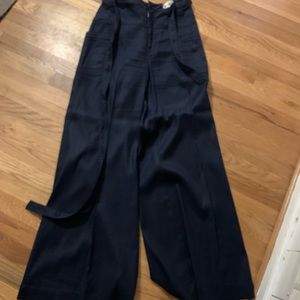 Anthropologie, paper bag pants. Linen, navy with removable tie